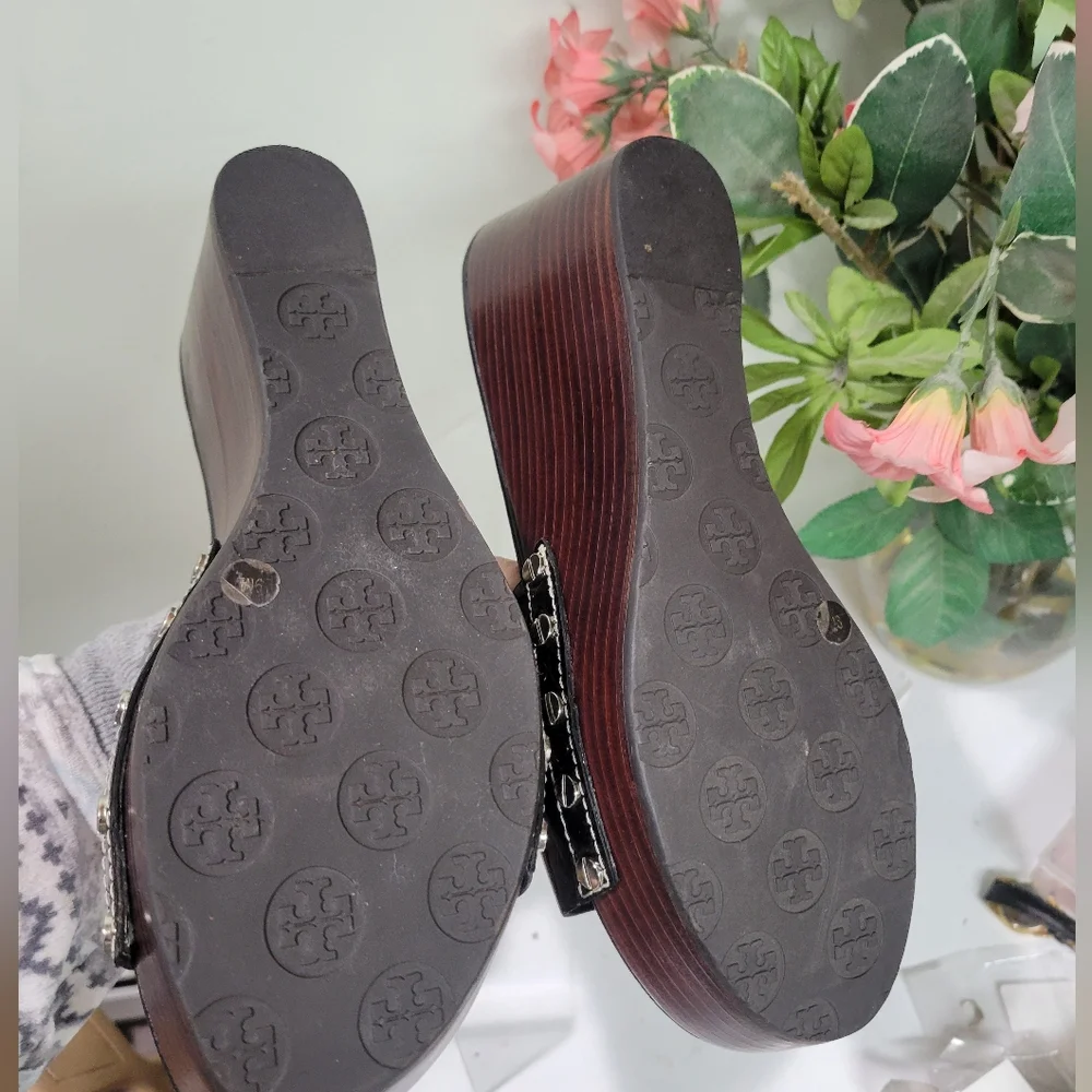 Tory Burch Patty Black Patent Wedge Slide Sandals 9 M Platform Shoes - Picture 13 of 13